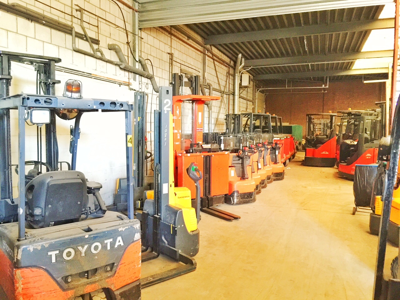 Van den Bosch vorkheftrucks B.V. undefined: zdjęcie 5